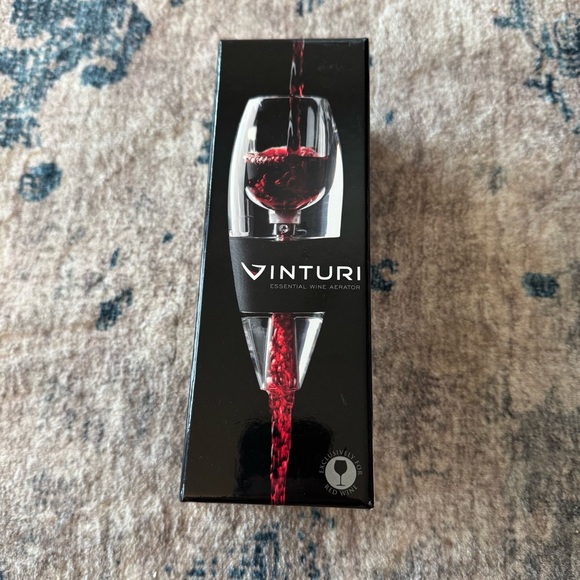 Vinturi Essential Wine Aerator - Perfect For Red Wine‎ Brand New In Box - Picture 1 of 4